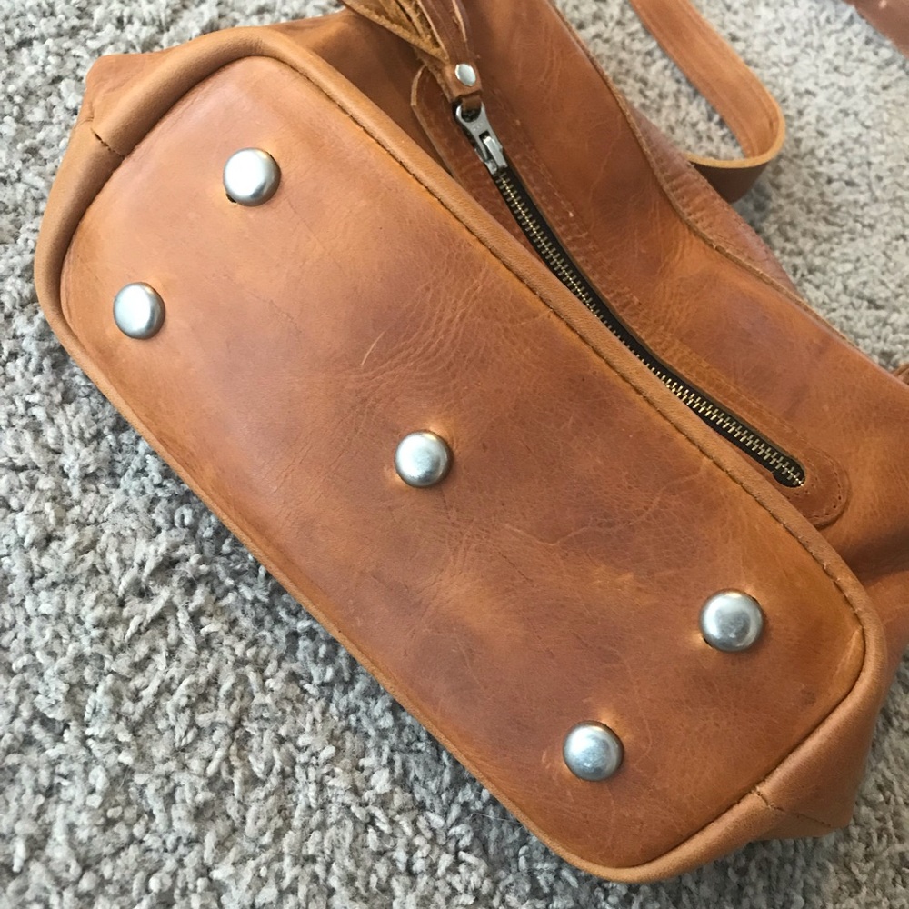 Maria’s Artisan Shop Rachel Crossbody Bag - Picture 7 of 8